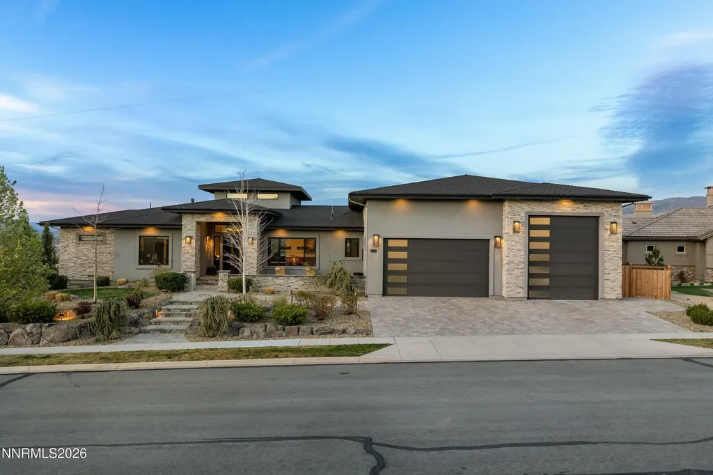 2353 Old Waverly Sparks NV 89436