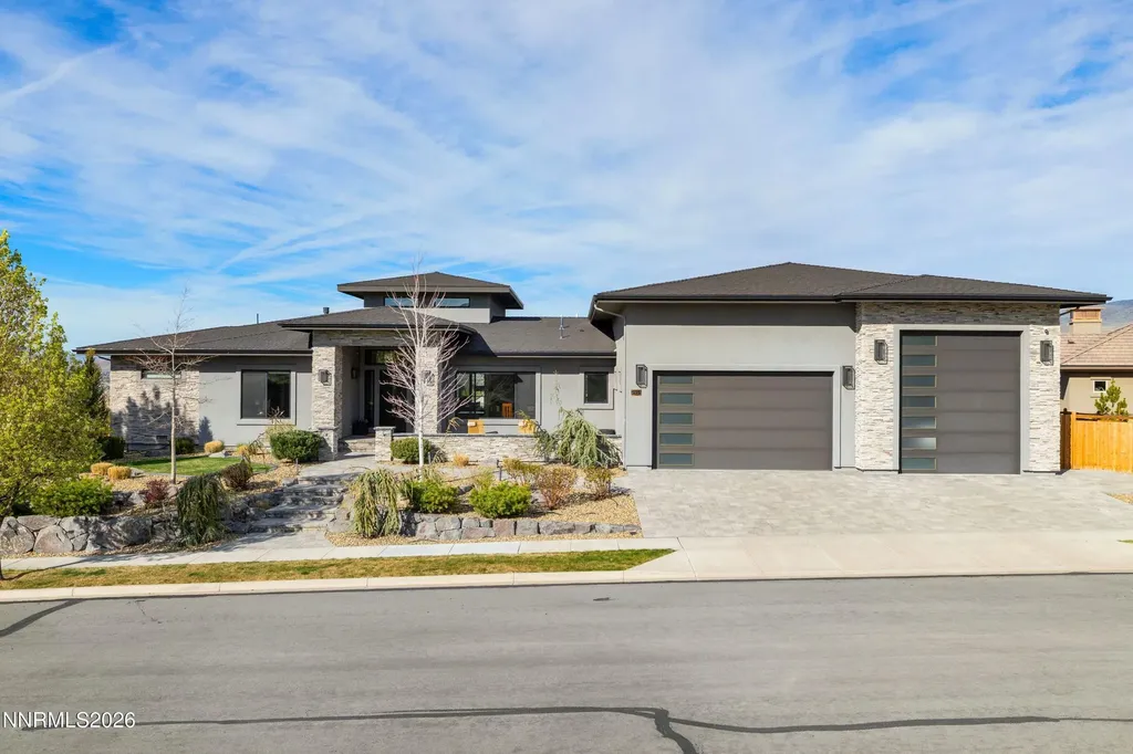 2353 Old Waverly Sparks NV 89436