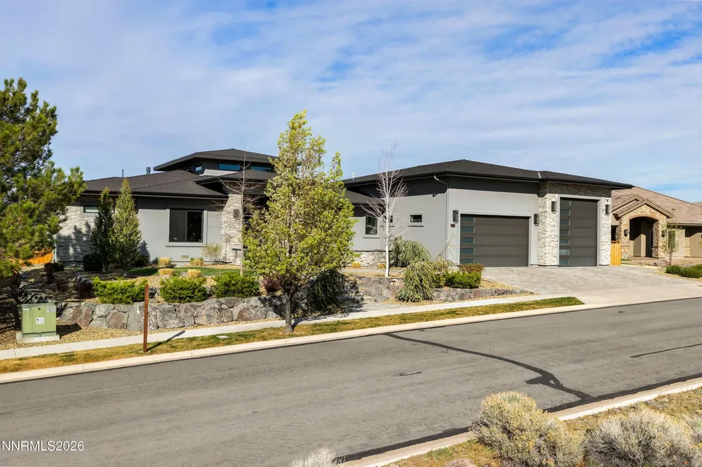 2353 Old Waverly Sparks NV 89436