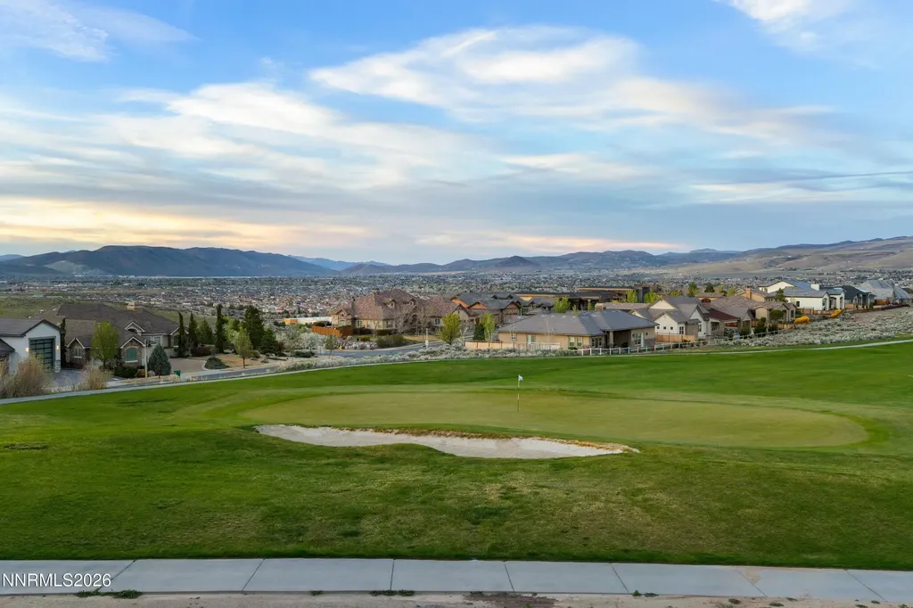 2353 Old Waverly Sparks NV 89436