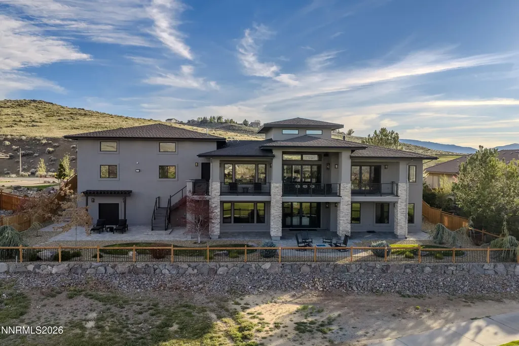 2353 Old Waverly Sparks NV 89436