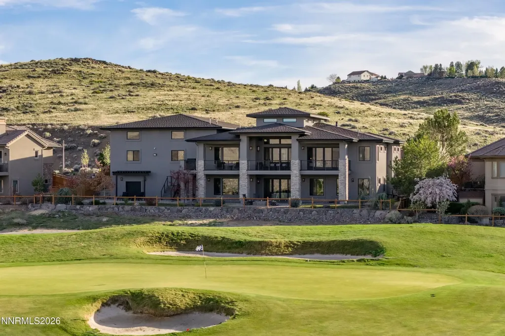 2353 Old Waverly Sparks NV 89436
