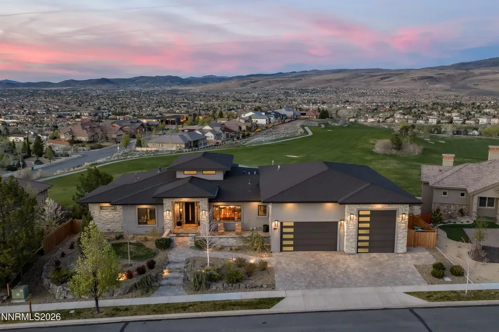 2353 Old Waverly Sparks NV 89436