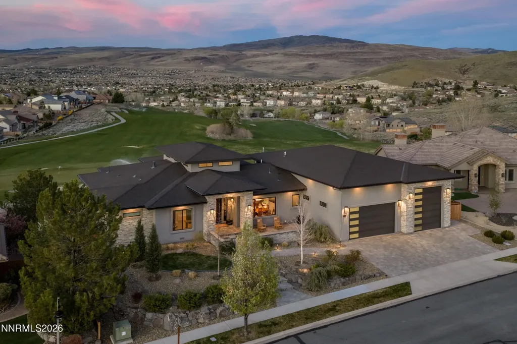 2353 Old Waverly Sparks NV 89436