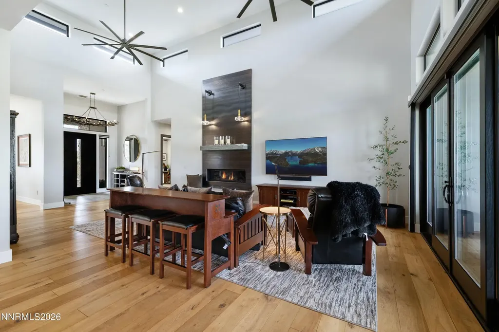 2353 Old Waverly Sparks NV 89436