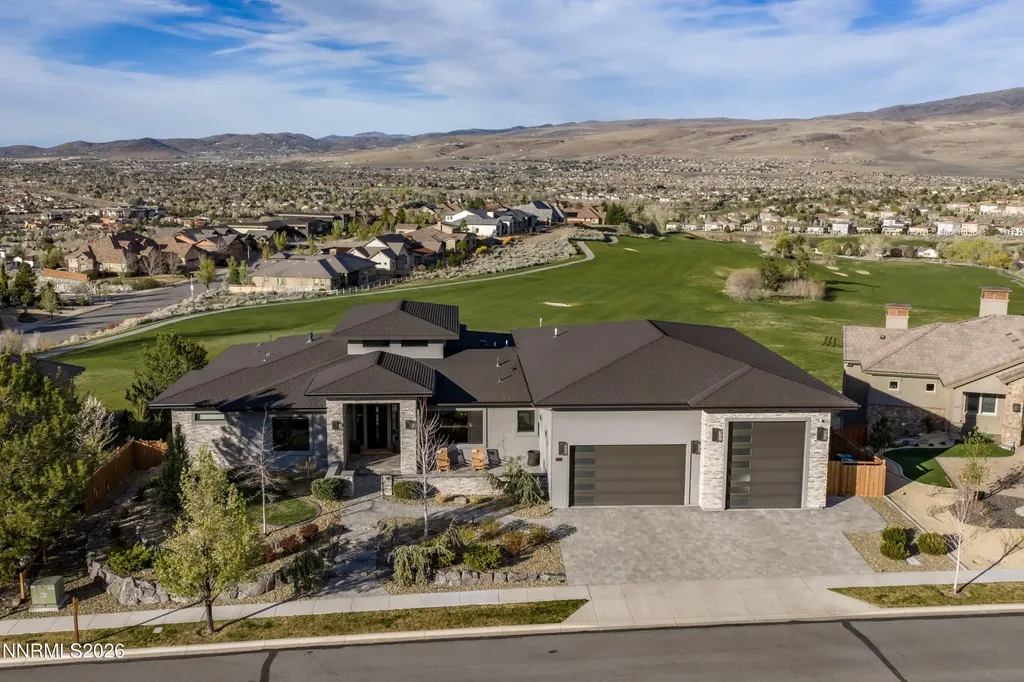 2353 Old Waverly Sparks NV 89436