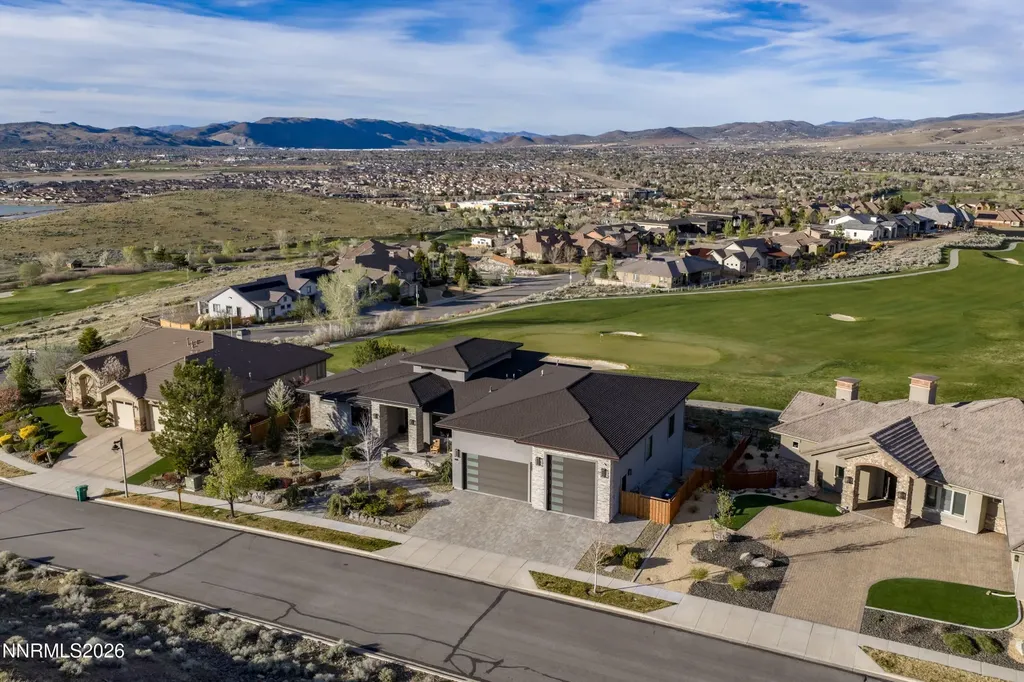 2353 Old Waverly Sparks NV 89436