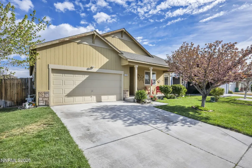 1374 Mountain Rose Fernley NV 89408
