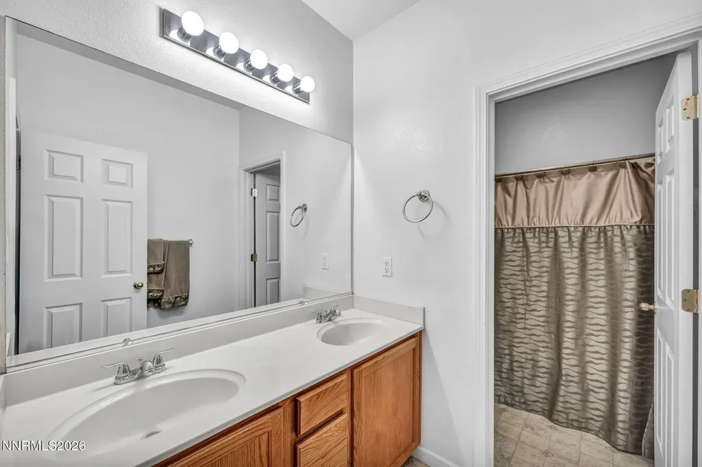 1374 Mountain Rose Fernley NV 89408