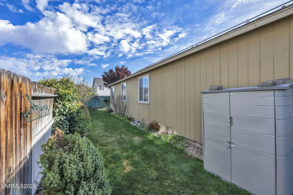 1374 Mountain Rose Fernley NV 89408