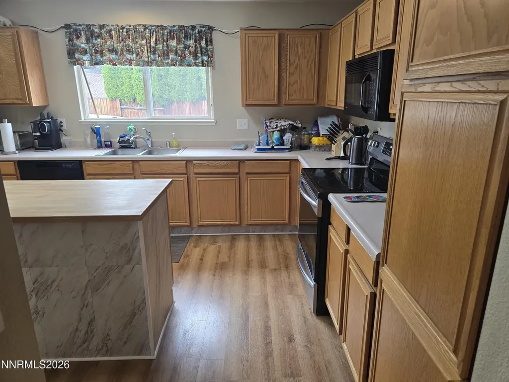 5932 Begonia Sun Valley NV 89433