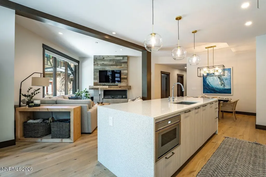 33 Beach Club Stateline NV 89449