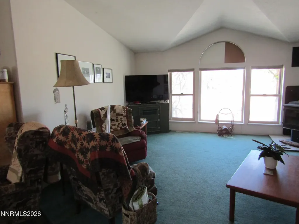 41 Bybee Yerington NV 89447