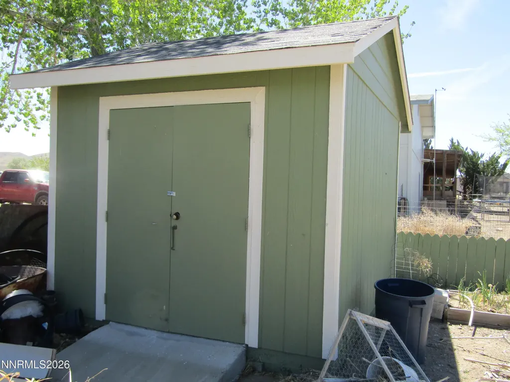 41 Bybee Yerington NV 89447