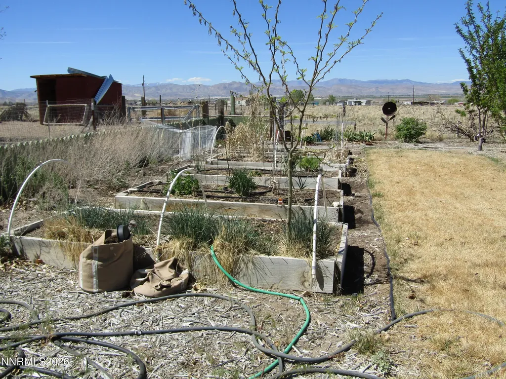 41 Bybee Yerington NV 89447
