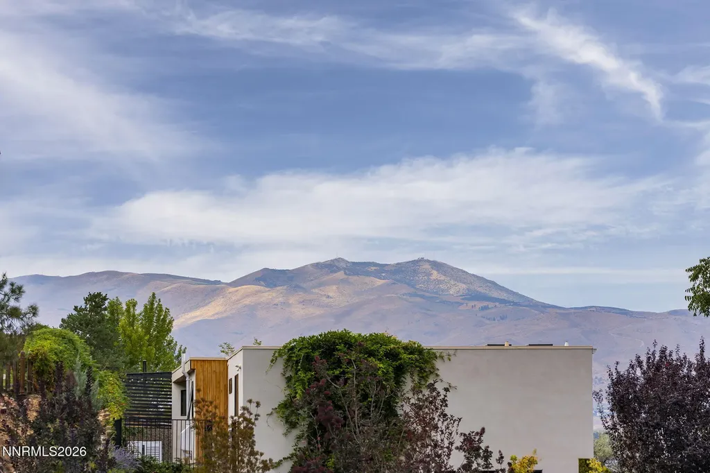 2070 Driscoll Reno NV 89509
