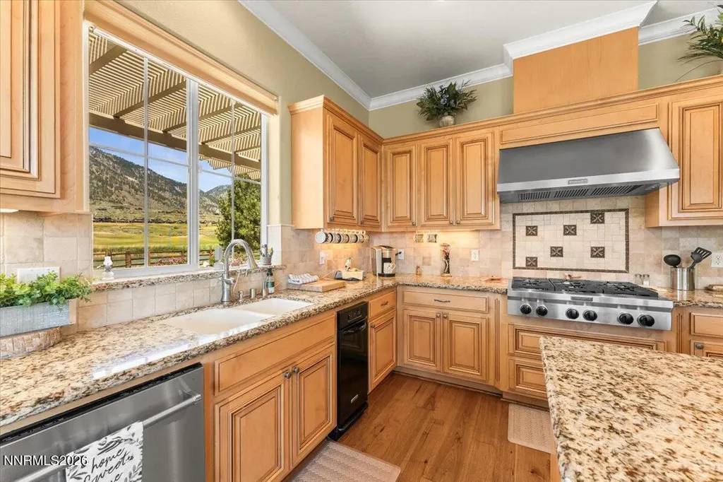 2892 Promontory Genoa NV 89411