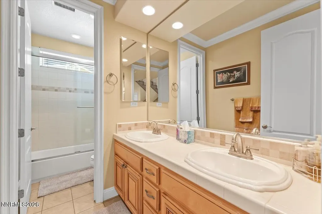 2892 Promontory Genoa NV 89411