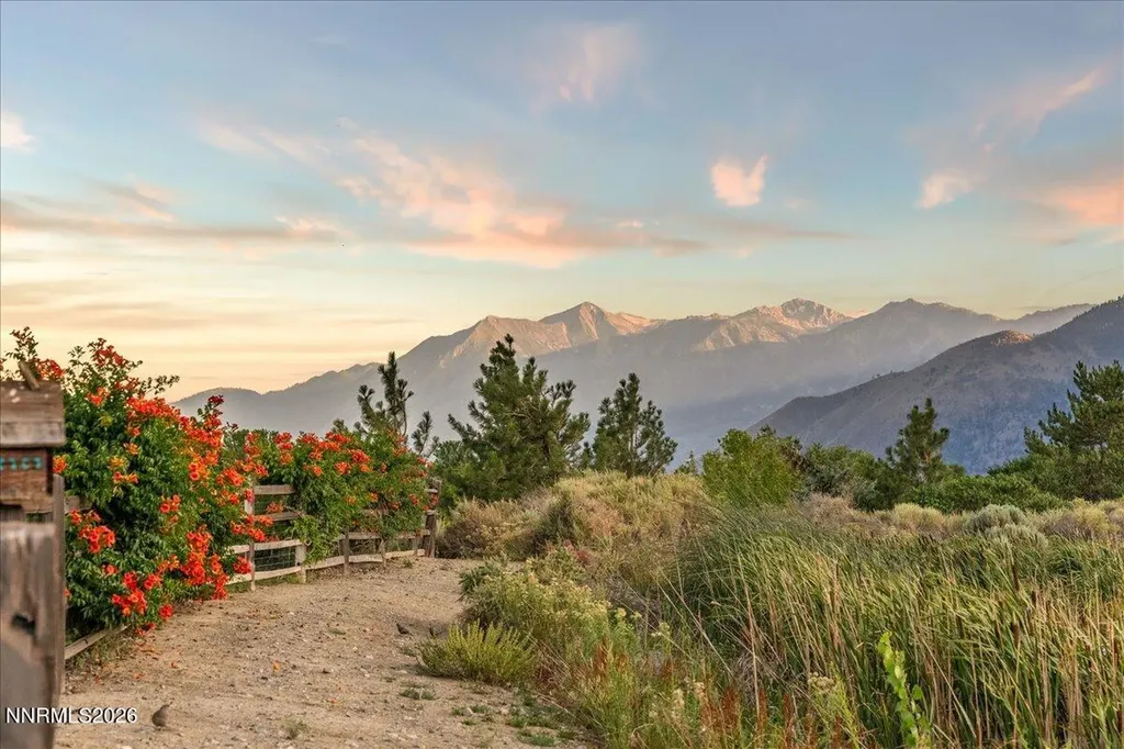 2892 Promontory Genoa NV 89411