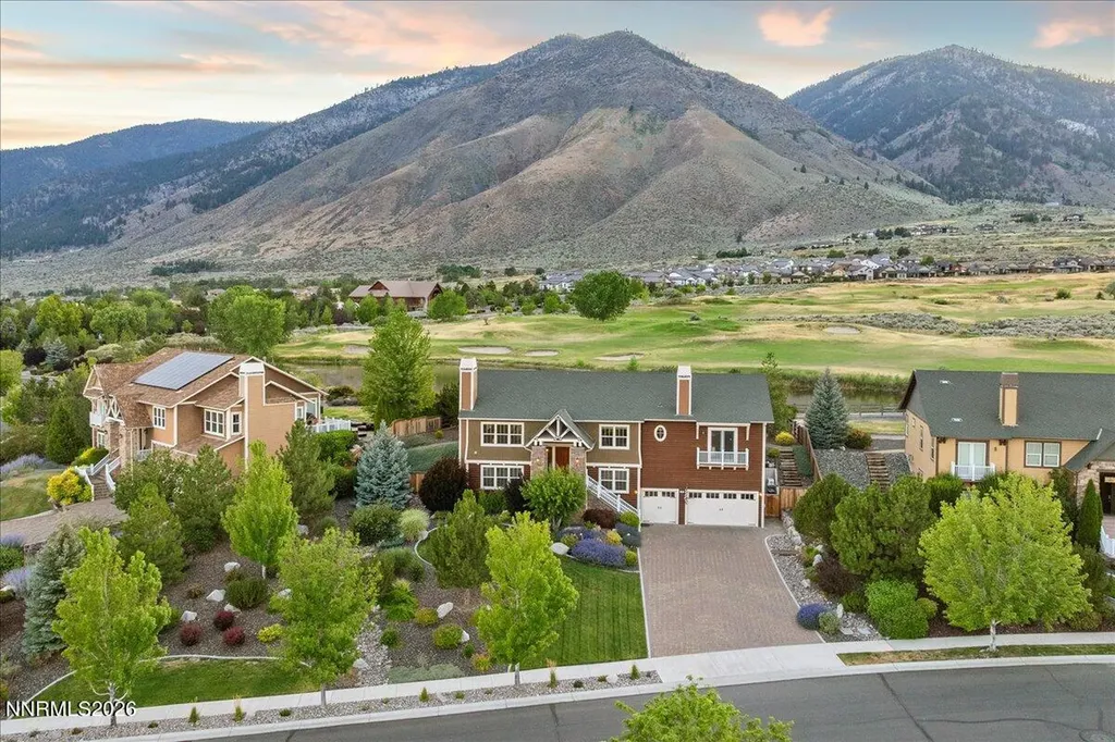 2892 Promontory Genoa NV 89411