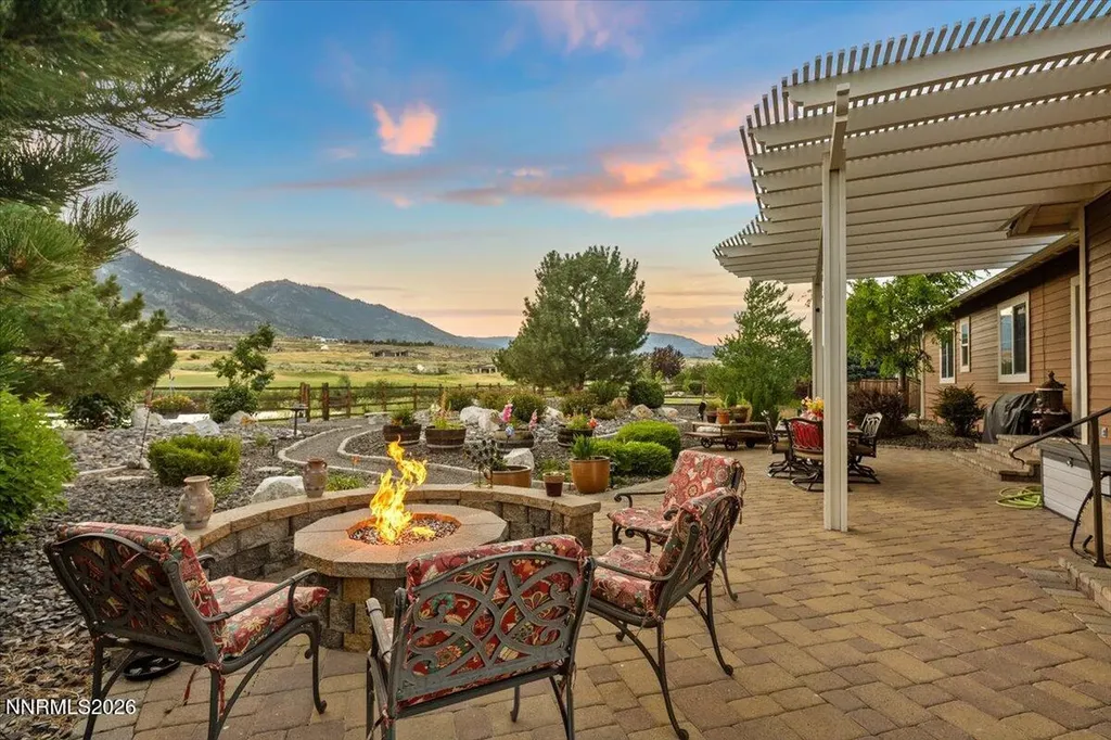 2892 Promontory Genoa NV 89411