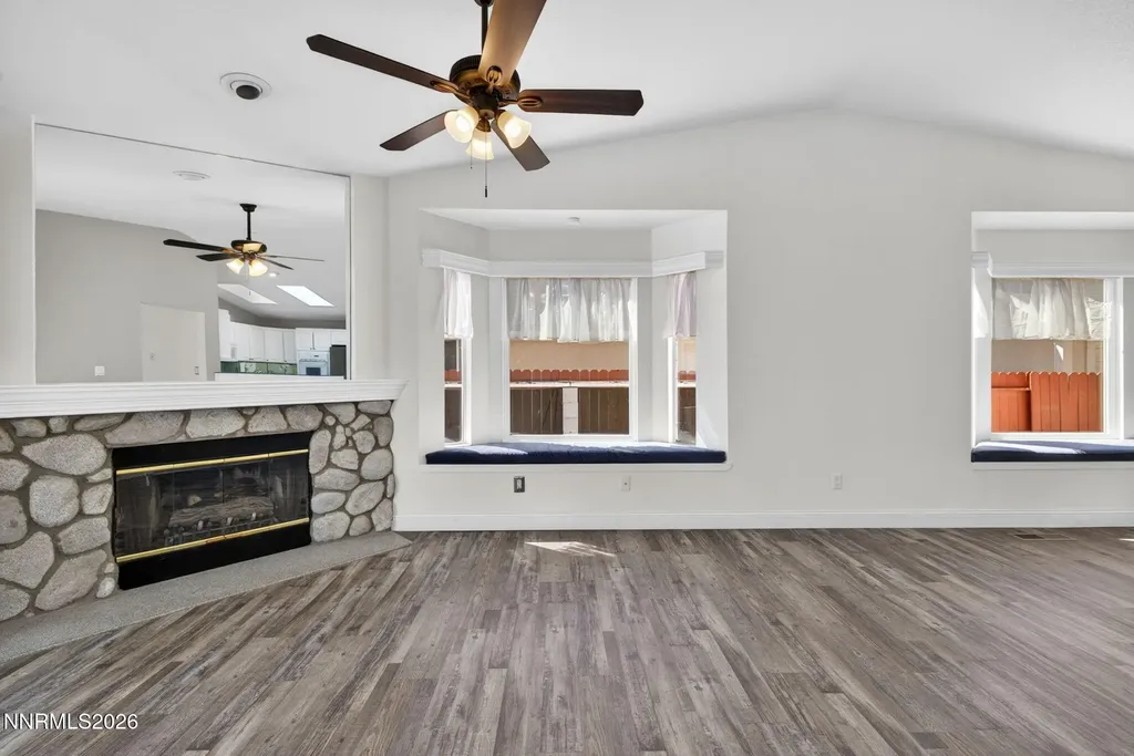 1692 Lantana Minden NV 89423