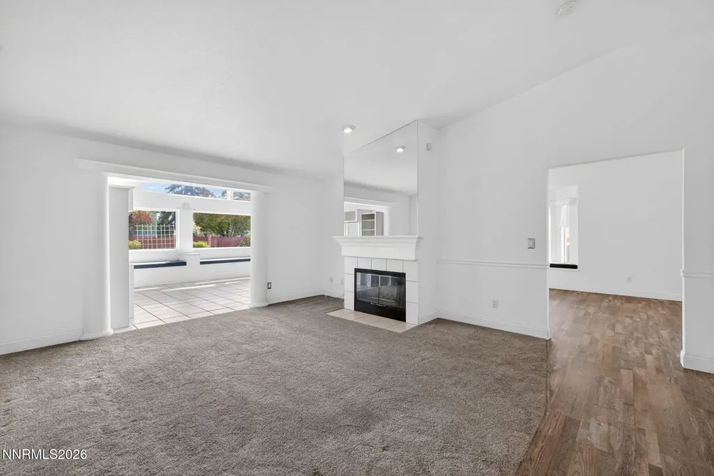 1692 Lantana Minden NV 89423