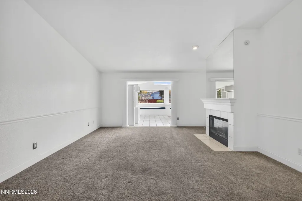 1692 Lantana Minden NV 89423