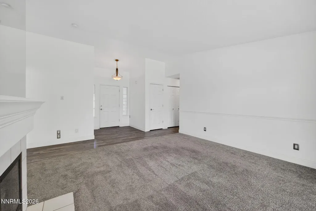 1692 Lantana Minden NV 89423