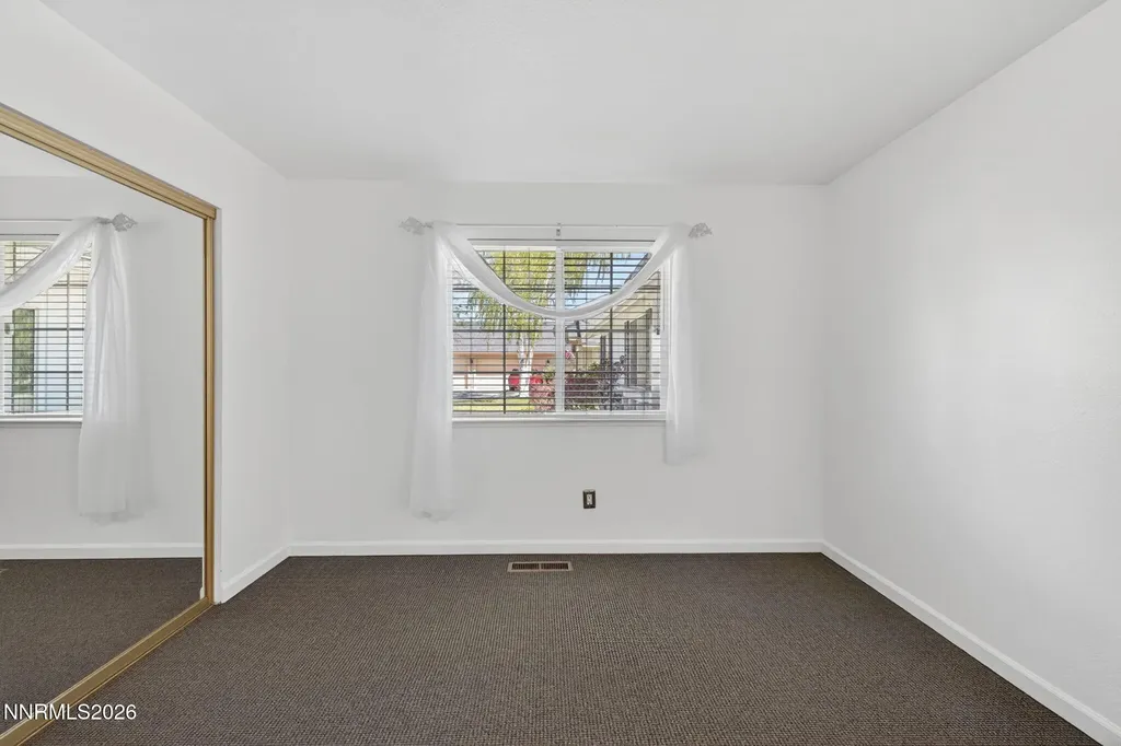 1692 Lantana Minden NV 89423