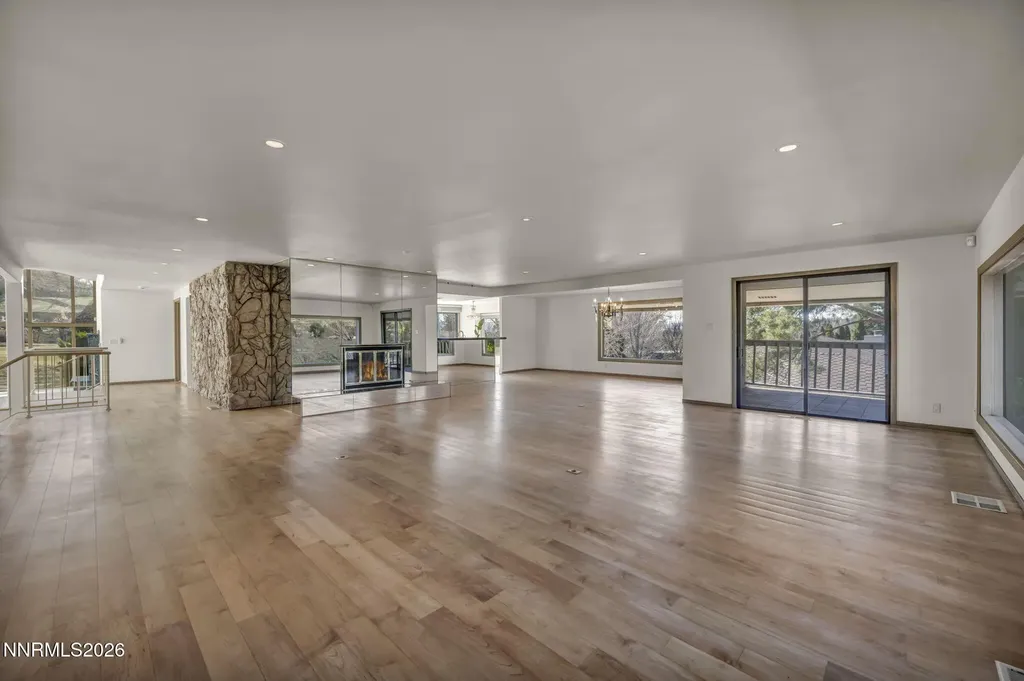2570 Spinnaker Reno NV 89519