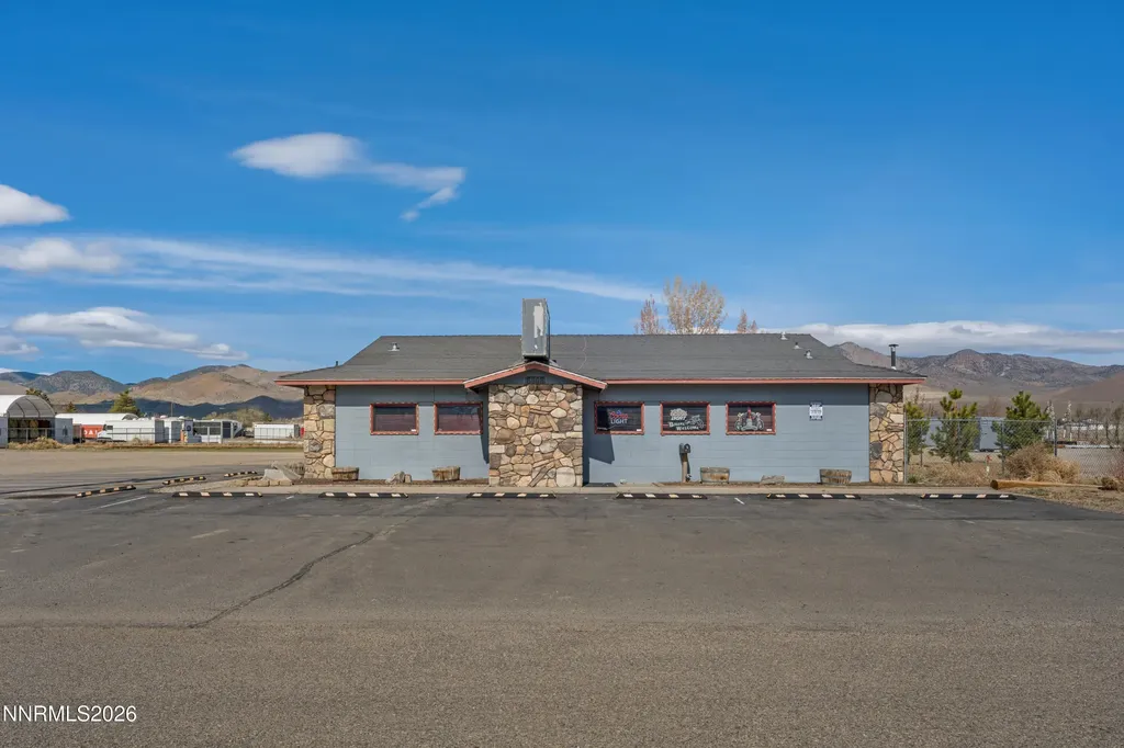 6008 Frontage Dayton NV 89403