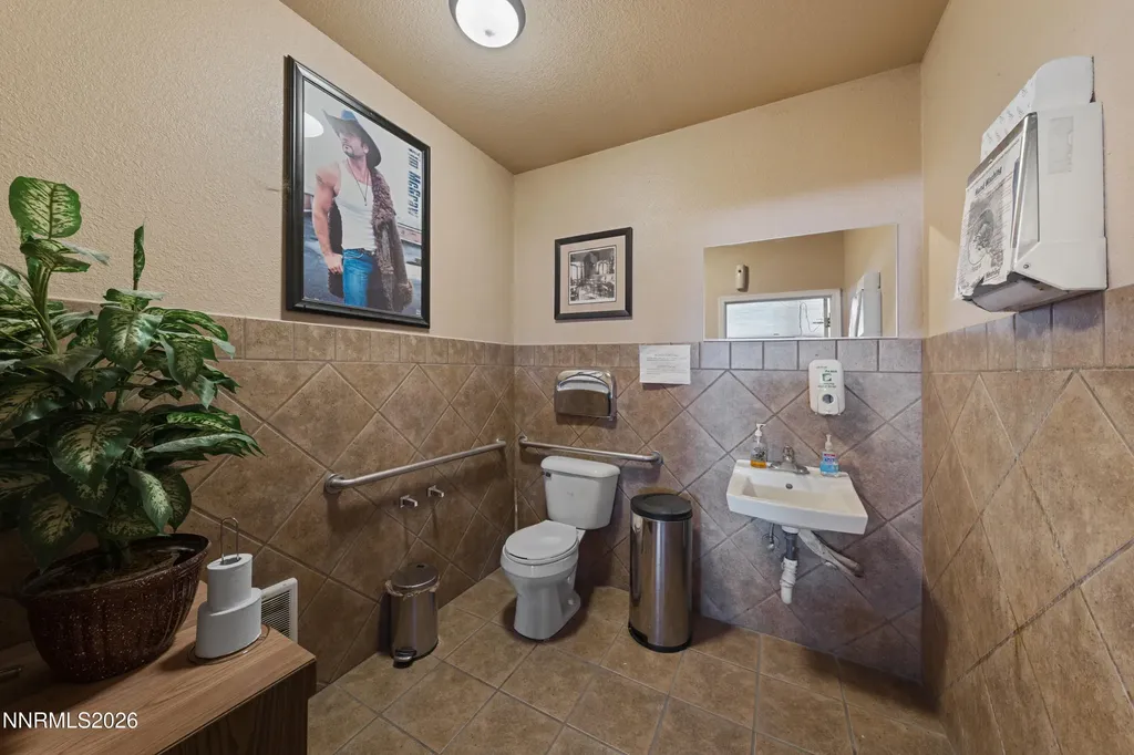 6008 Frontage Dayton NV 89403