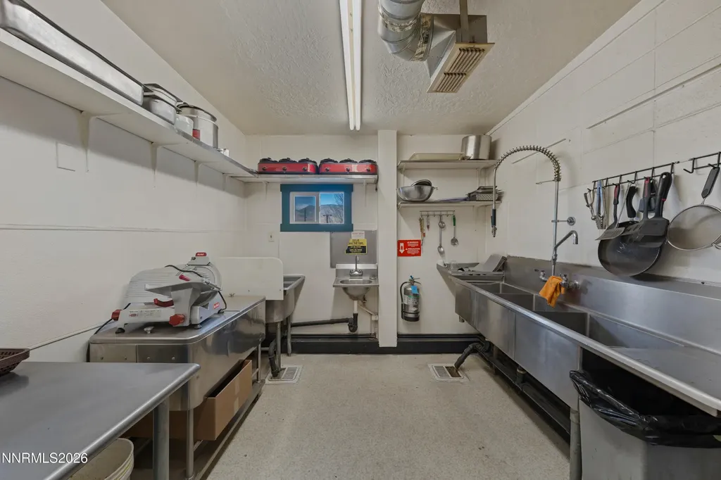 6008 Frontage Dayton NV 89403