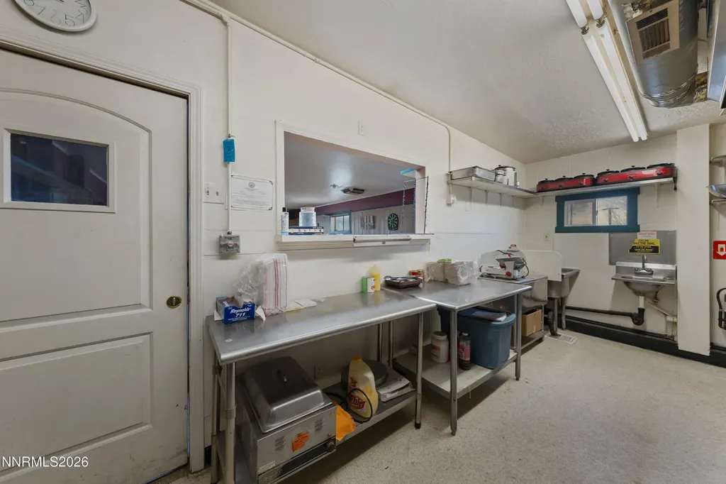 6008 Frontage Dayton NV 89403
