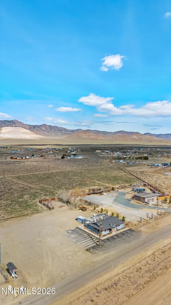 6008 Frontage Dayton NV 89403