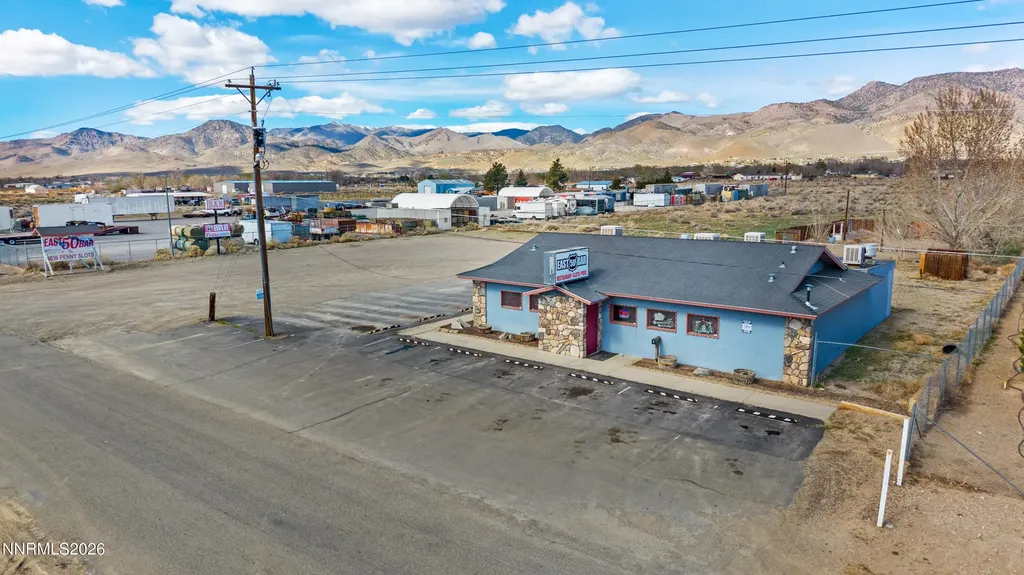 6008 Frontage Dayton NV 89403
