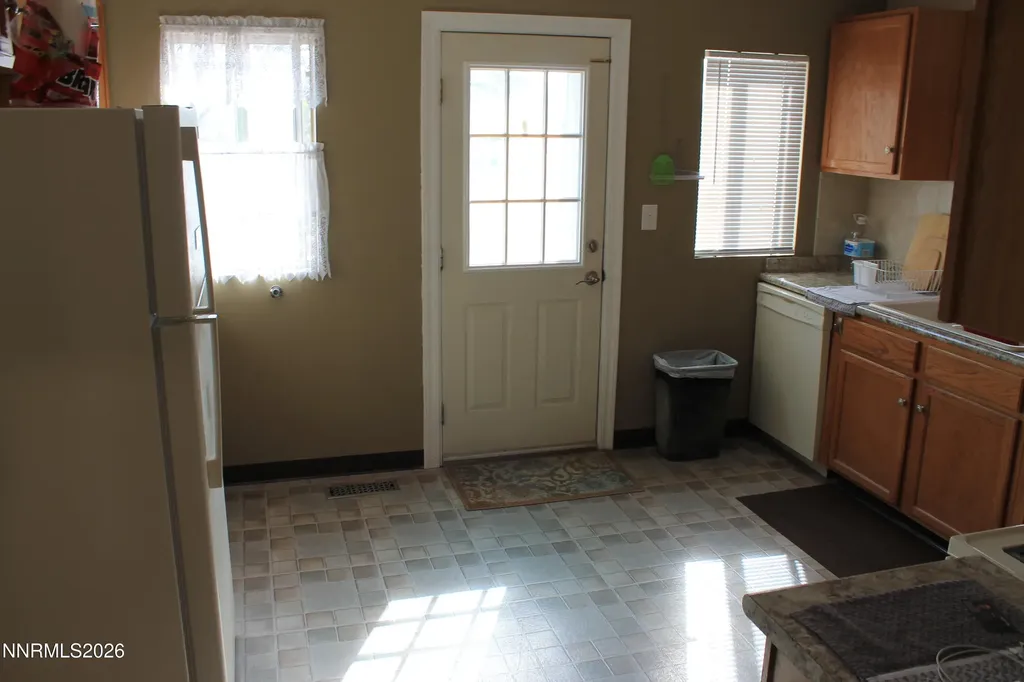 320 Reyes Yerington NV 89447
