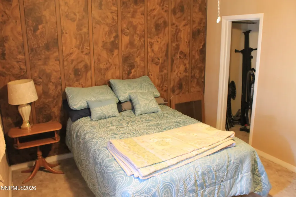 320 Reyes Yerington NV 89447