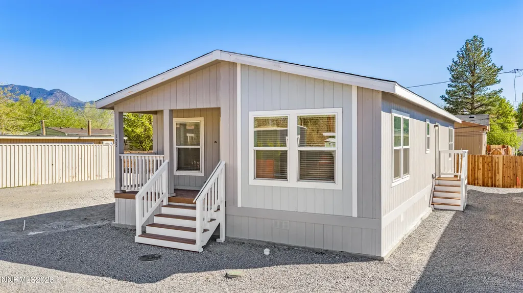 135 Fireman Row Dayton NV 89403