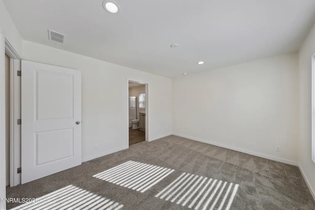 135 Fireman Row Dayton NV 89403