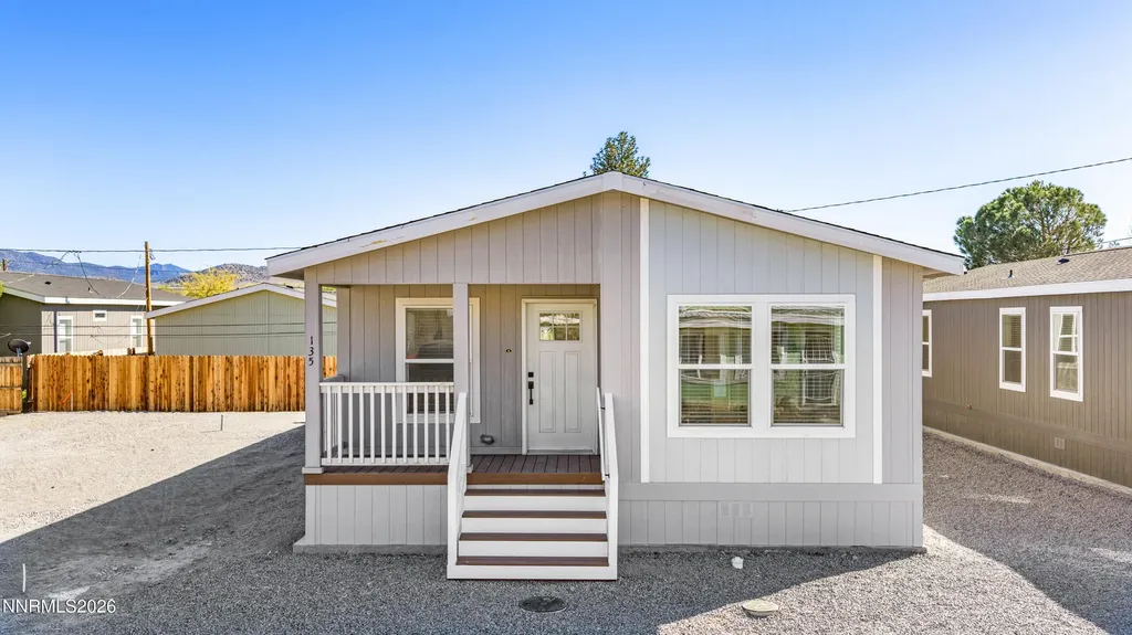 135 Fireman Row Dayton NV 89403