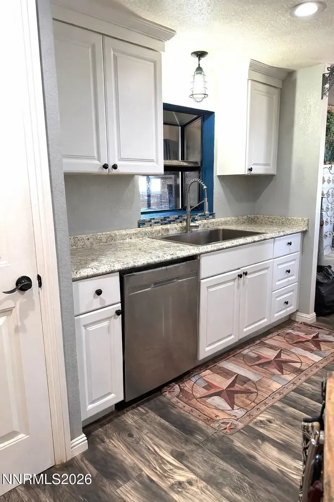 5 Rhoda Yerington NV 89447
