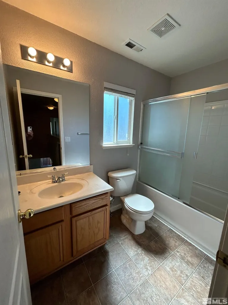 17910 Drift Creek Reno NV 89508