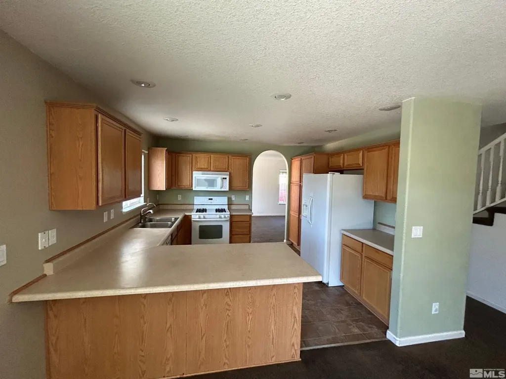 17910 Drift Creek Reno NV 89508