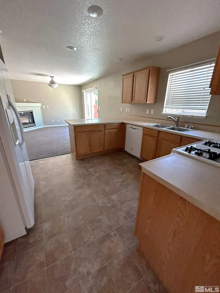 17910 Drift Creek Reno NV 89508