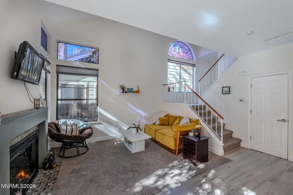 4321 Leeward Reno NV 89502