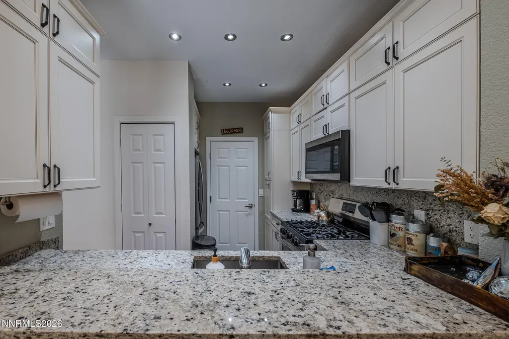 4321 Leeward Reno NV 89502