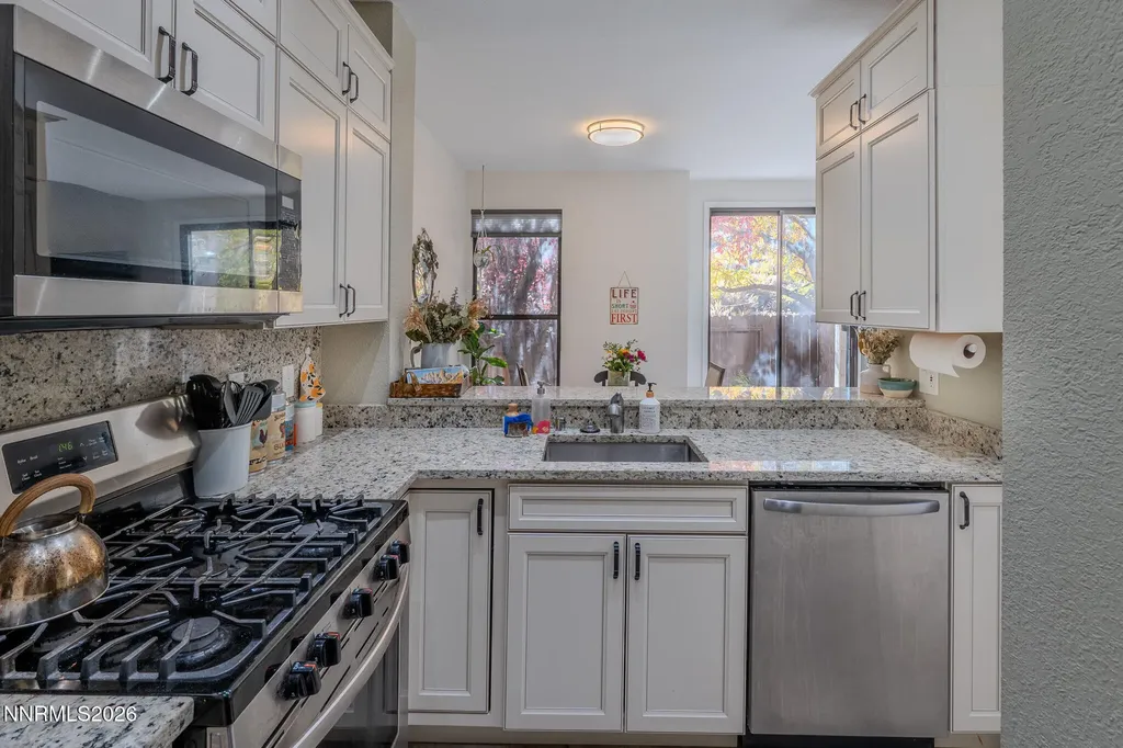 4321 Leeward Reno NV 89502