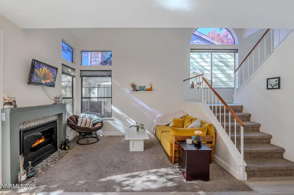 4321 Leeward Reno NV 89502